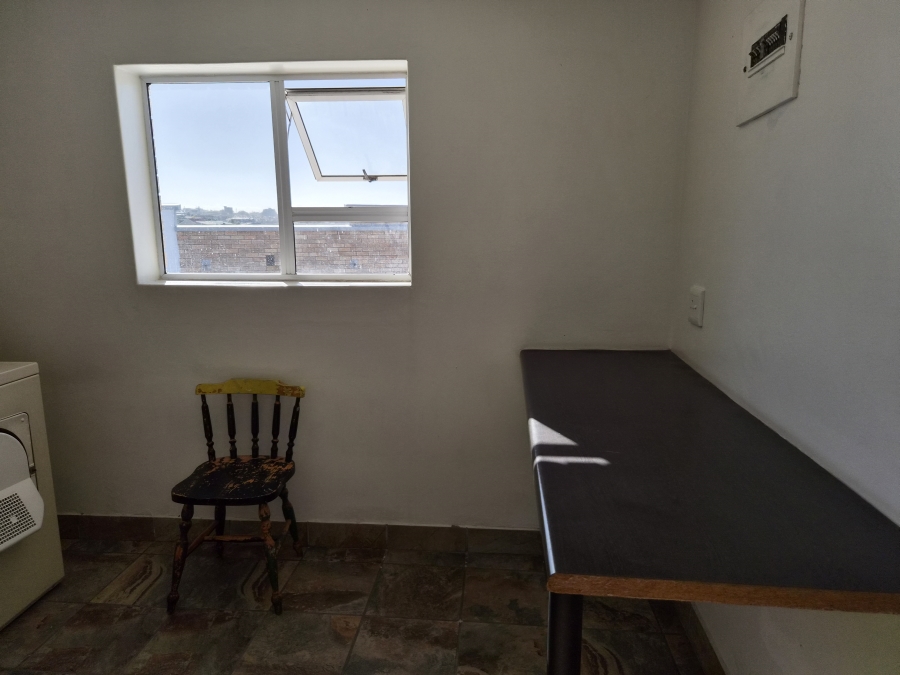 1 Bedroom Property for Sale in Humewood Eastern Cape